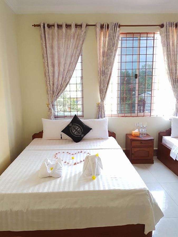 Samnop Samnang Guesthouse Kampot Ngoại thất bức ảnh