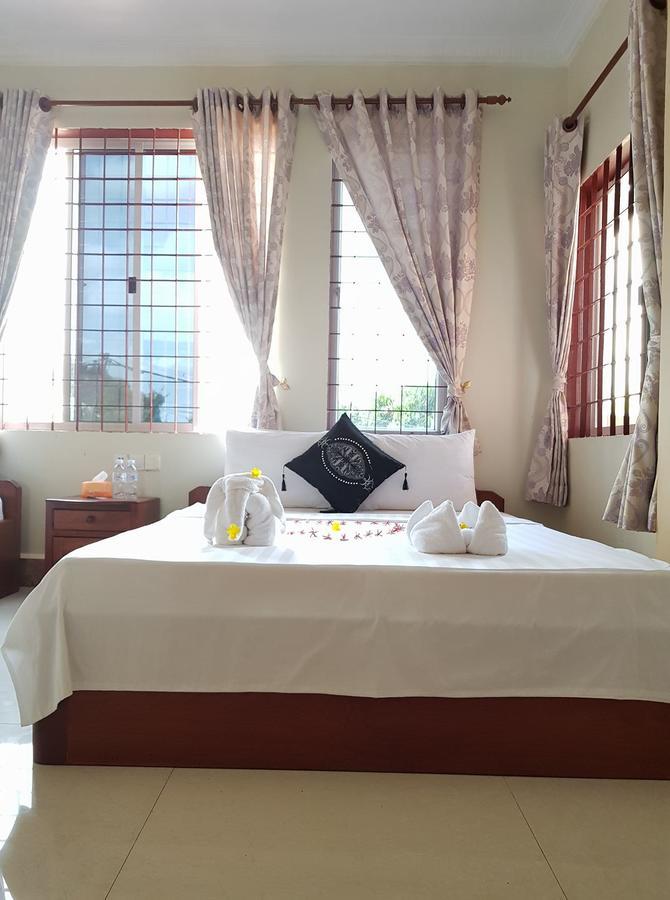 Samnop Samnang Guesthouse Kampot Ngoại thất bức ảnh
